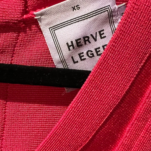 Elegant Red Bandage Dress - Picture 2 of 2